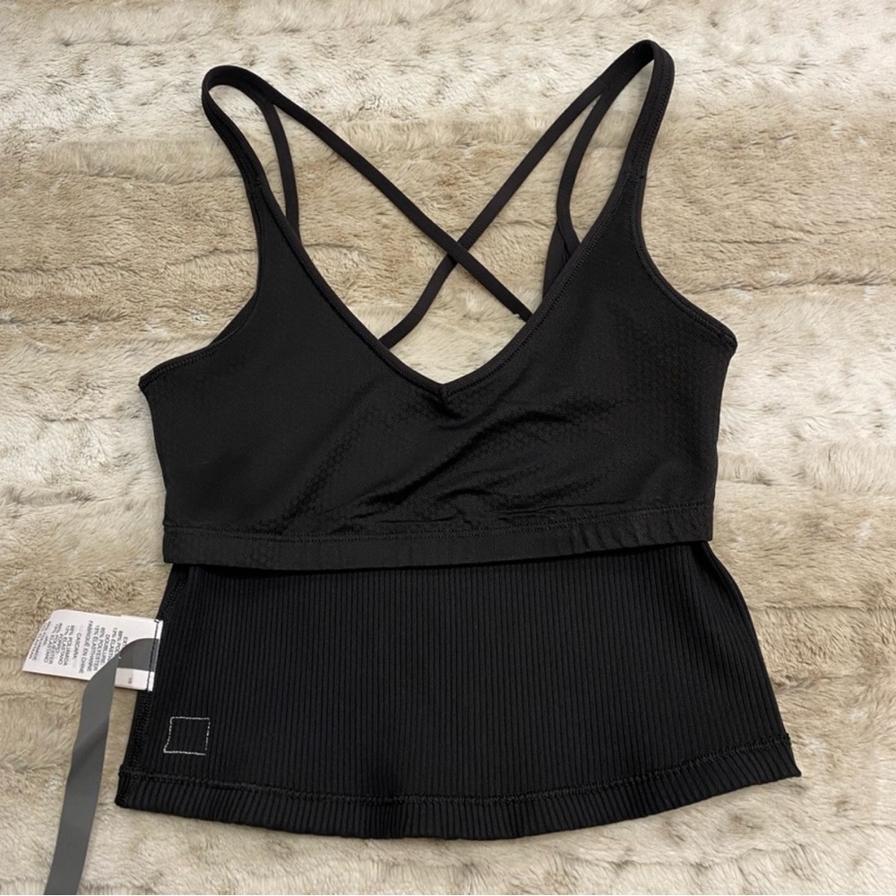 NWT VUORI Rib Crop Tank Women's Rib Tank in Black Size XS - Picture 10 of 14